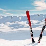 广受欢迎的滑雪板品牌都有哪些，滑雪板十大品牌精选